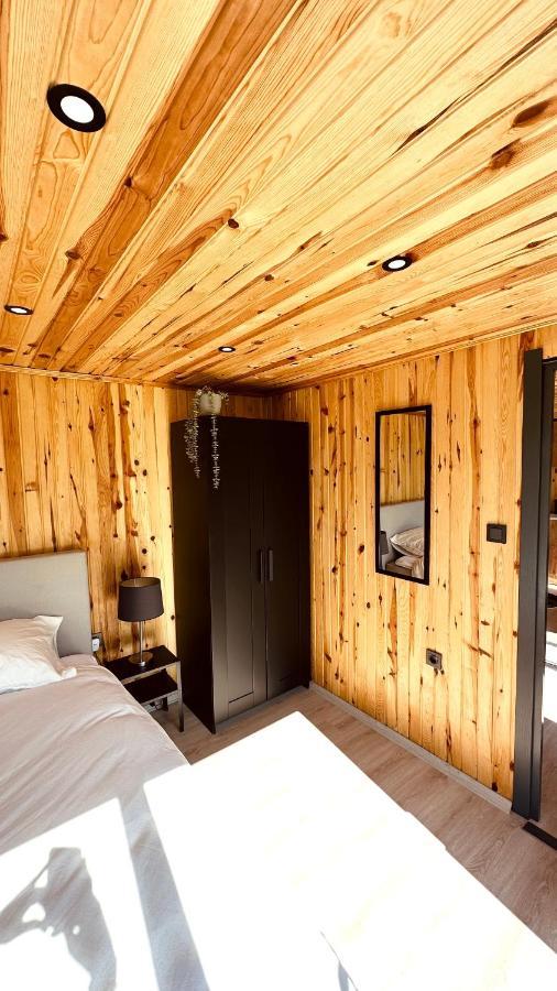 Luxe Tiny House Bij Het Leekstermeer Matsloot Exterior photo